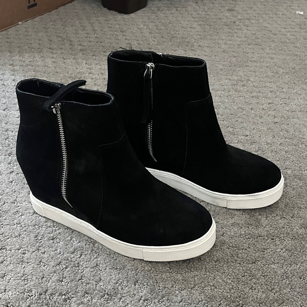 Steve Madden Zip Up Ankle Boots